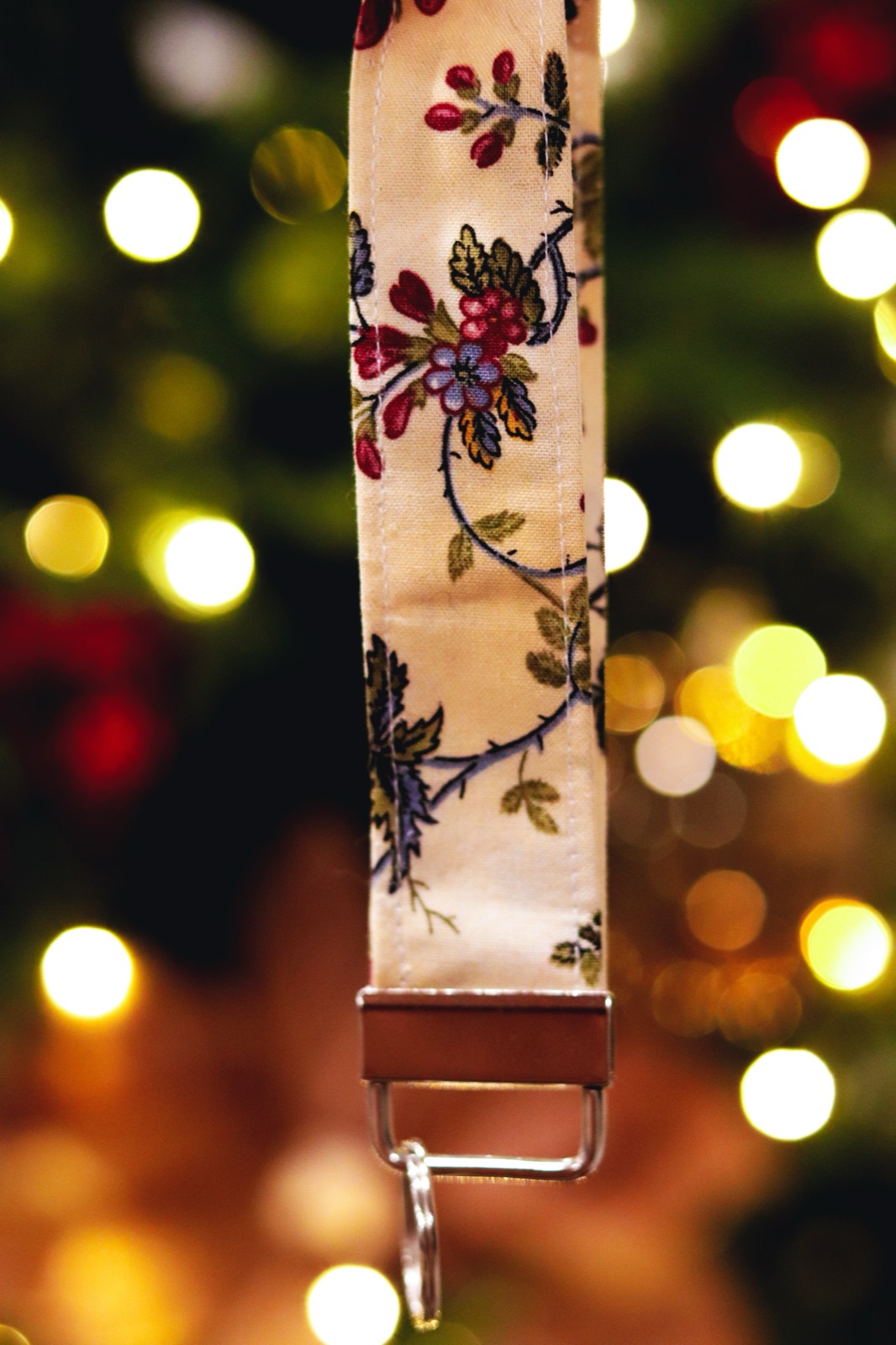 Floral fabric lanyard with metal clasp